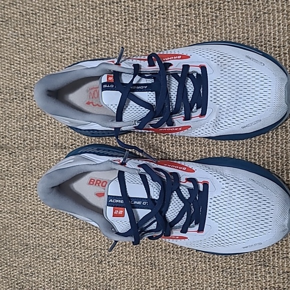 BROOKS ADRENALINE Cushion Support Tennis Shoes 10.5 - Picture 3 of 6